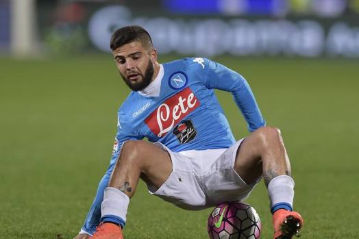 Insigne litiga con la palla. Lapresse